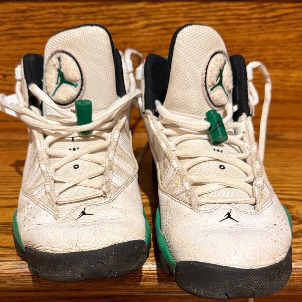 Jordan Kids Sneakers in White and Green